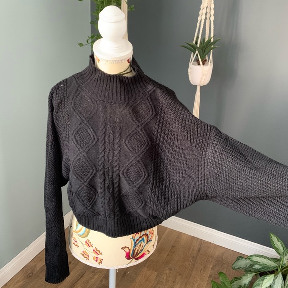 SHEIN High neck rib-knit sweater - Picture 2 of 5